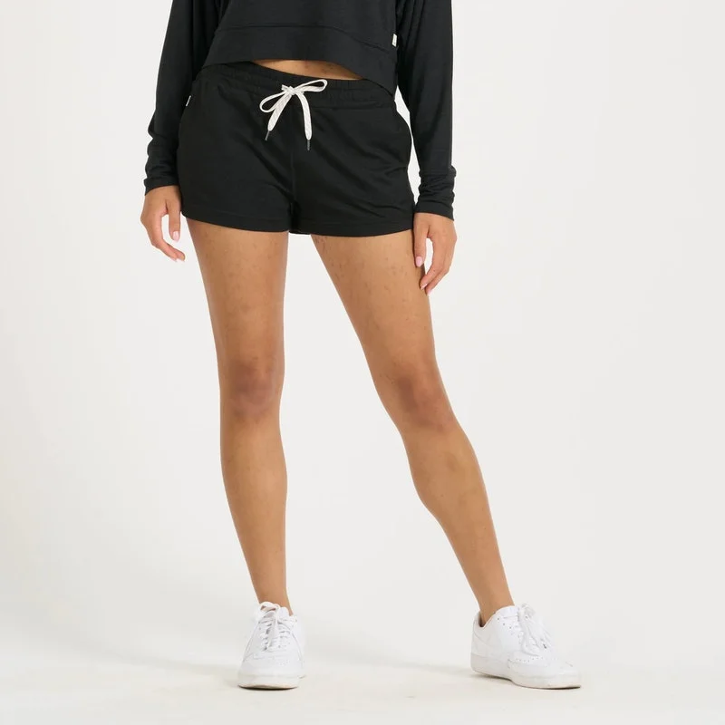 men's crewneck sweater with ribbed hemWomen's Halo Performance Short