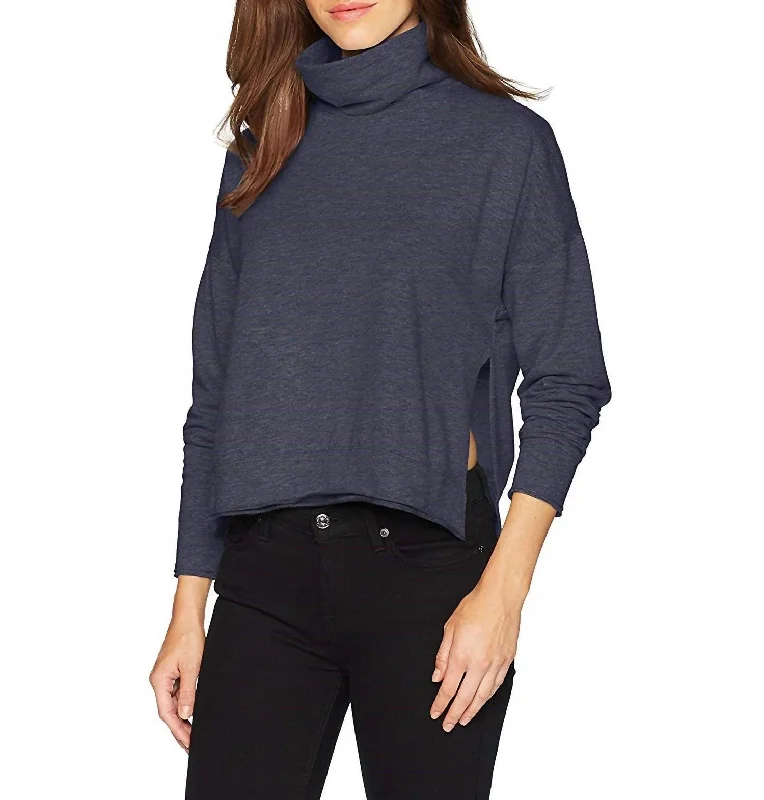 men's graphic tee with vintage designBrushed Italian Loose Short Sweatshirt In Night Iris